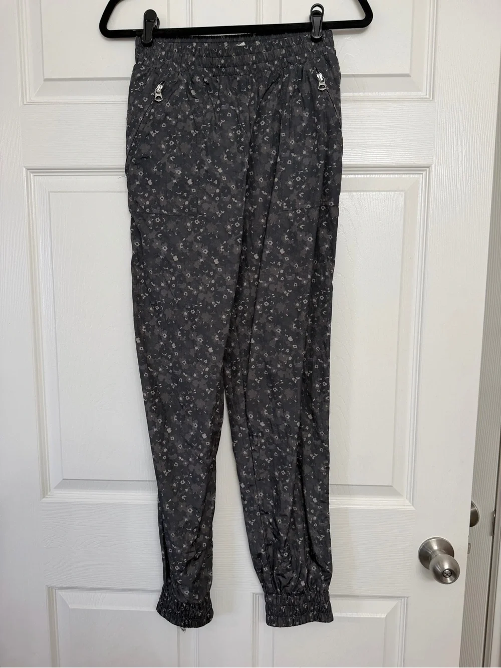 VARLEY Beckett nylon jogger pants | Size Small